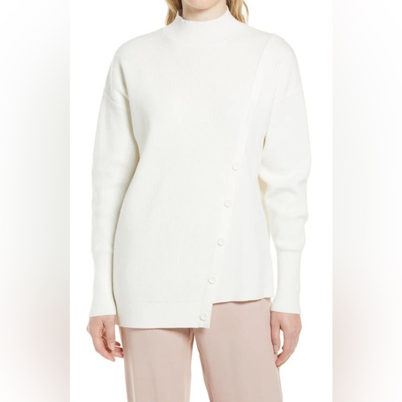 Halogen Sweaters - Halogen Mock Neck Stitch Mix Sweater in Ivory Cloud